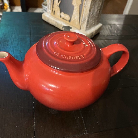 LE CREUSET  VTG Red Teapot RARE EUC - Picture 12 of 12